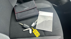 Nissan Qashqai 1.3 DiG-T Acenta Premium 5dr Petrol Hatchback